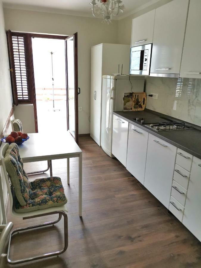 Bay Terrace Apartment Donji Stoliv Eksteriør bilde